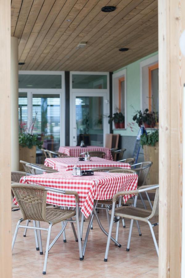 Gostilna In Prenocisca Ferlic Hotel Braslovce Exterior photo