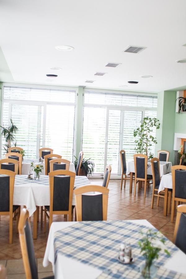Gostilna In Prenocisca Ferlic Hotel Braslovce Exterior photo
