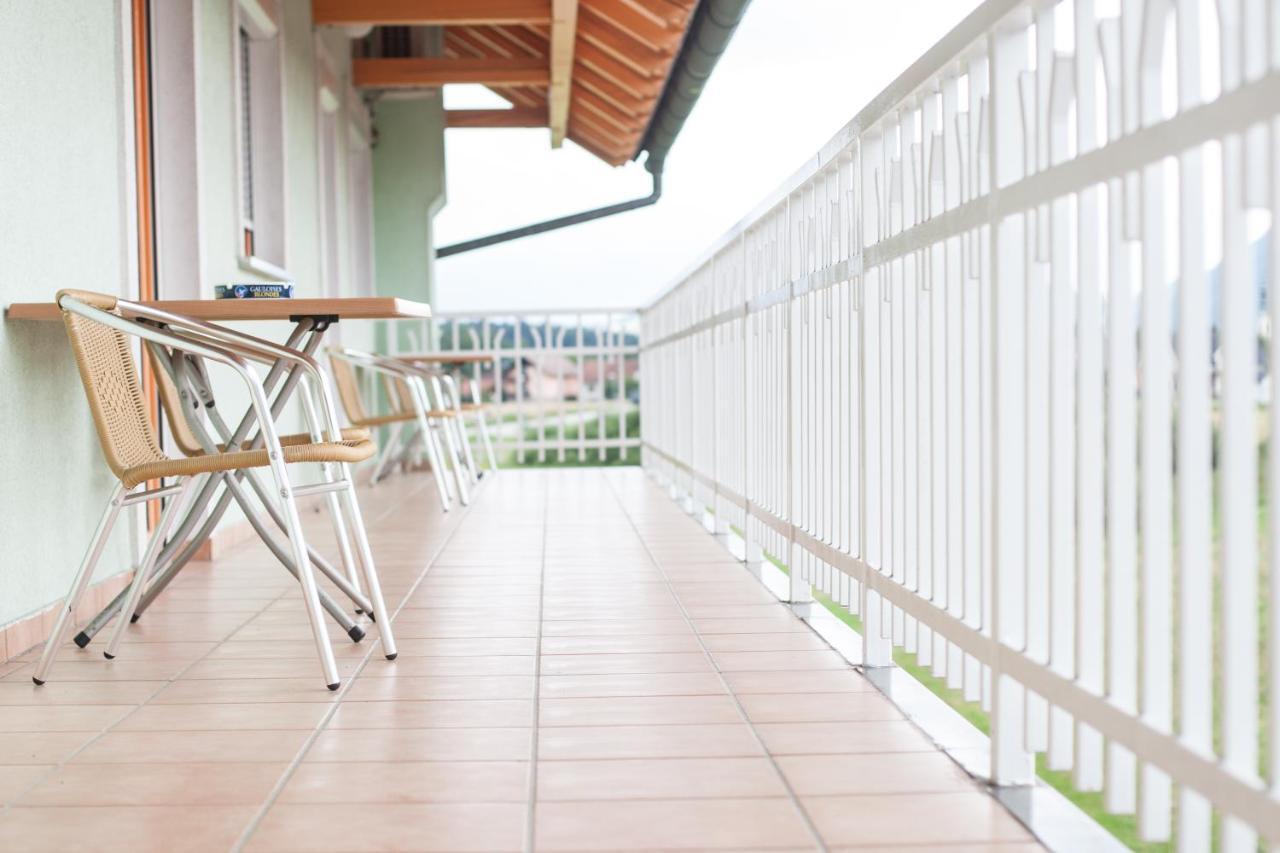 Gostilna In Prenocisca Ferlic Hotel Braslovce Exterior photo